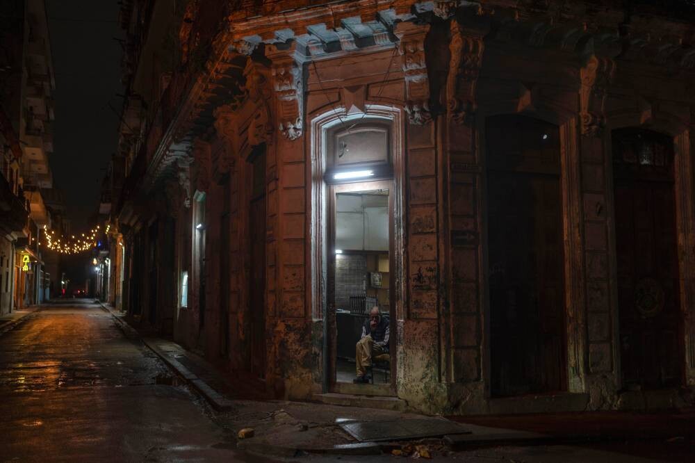 Cuba's power grid suffers partial collapse