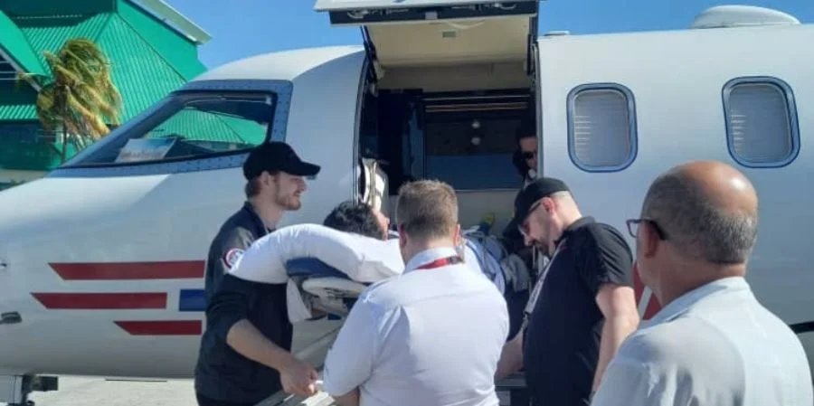Tourist's Injury Sparks Health Response in Holguín