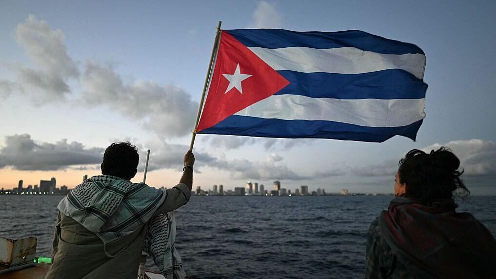 Russian oil tanker delivers fuel to Cuba in humanitarian aid