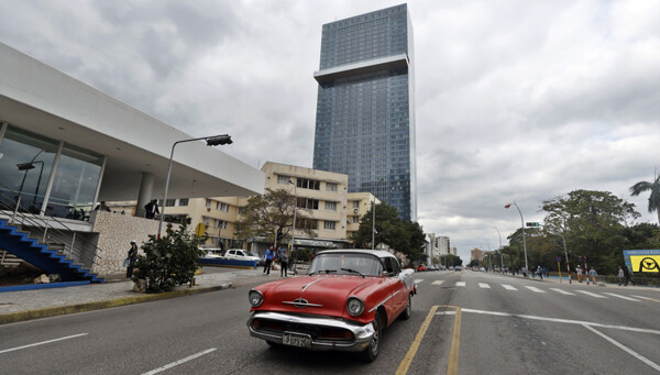 Cuba's Hotel Occupancy Rate Plummets to Record Low