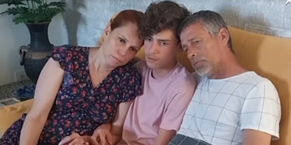 Кубинская семья, депортированная из США, делится своим крестом и умоляет вернуться